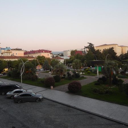Melini Boutique Hotel Батумі Екстер'єр фото