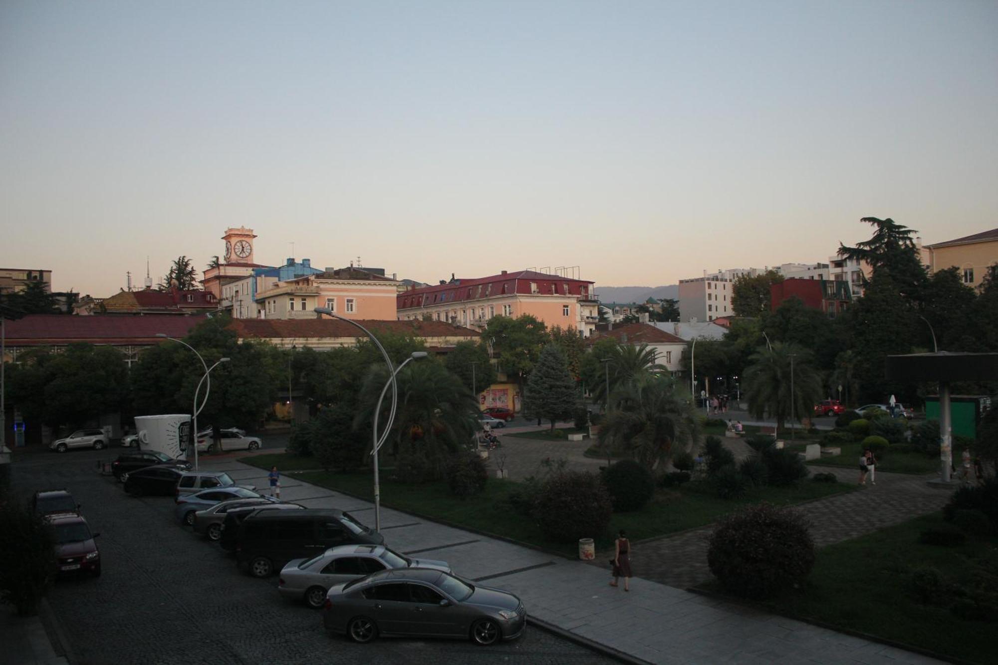 Melini Boutique Hotel Батумі Екстер'єр фото