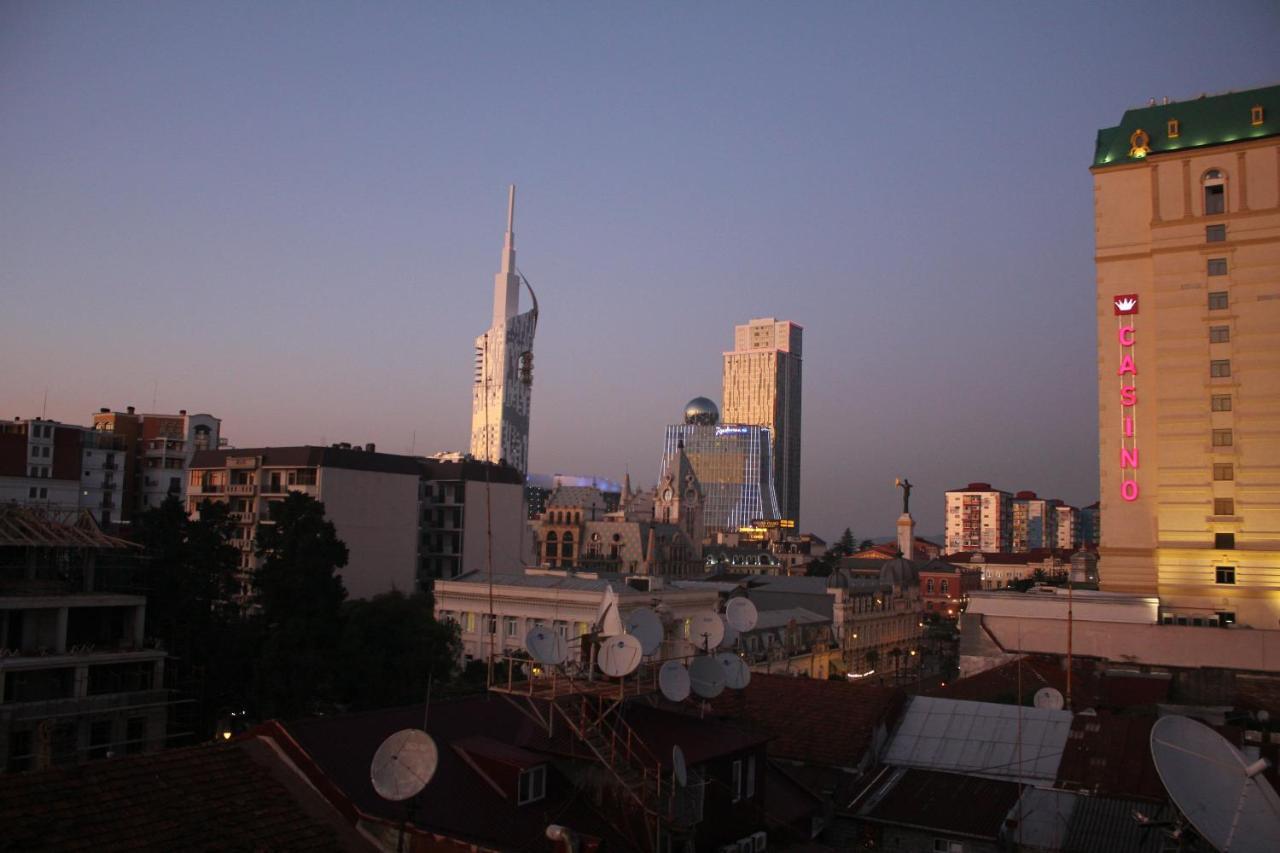 Melini Boutique Hotel Батумі Екстер'єр фото
